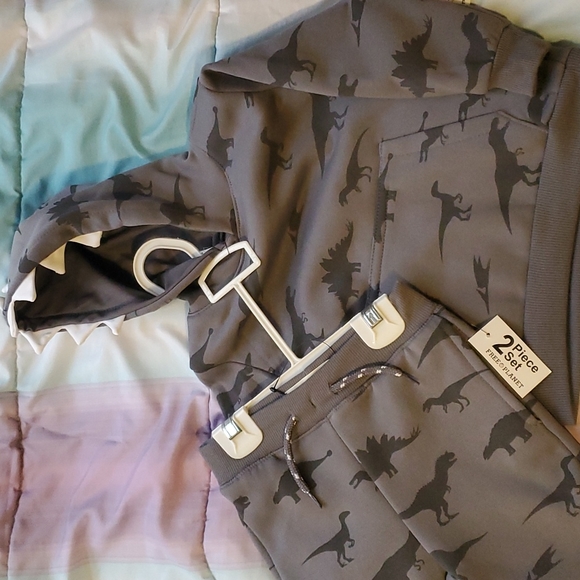 2 piece - Picture 3 of 4